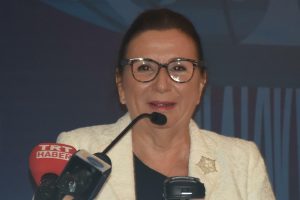 Bakan Pekcan: Çin, satın almak için uzak değilse satmak için hiç değil