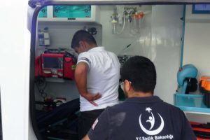 Otomobilin çarptığı çocuk yaralandı