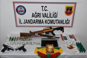 Terör operasyonu: 10 gözaltı