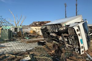Bahamalar'da ölü sayısı 43'e yükseldi