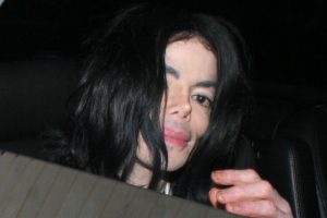 Michael Jackson öldürüldü iddiası!