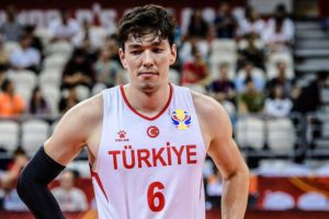 Cedi Osman: Olimpiyat elemelerini garantilemek istiyoruz