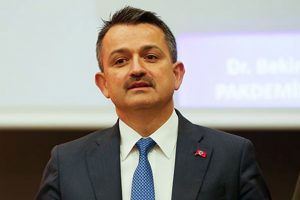 Bakan Pakdemirli: 63 futbol sahası büyüklüğünde terkedilmiş ağı sulardan çıkardık