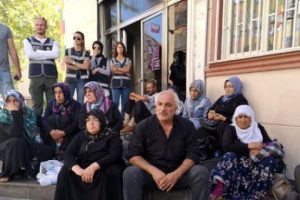 HDP Diyarbakır il ve ilçe örgütleri hakkında soruşturma başlatıldı