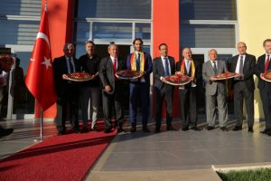 TFF Başkanı Özdemir'den Yeni Malatyaspor'da ziyaret