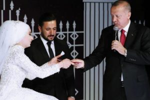 Cumhurbaşkanı Erdoğan nikah şahidi oldu