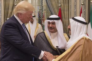 Kuveyt Emiri Sabah'ın Trump ile görüşmesi ertelendi