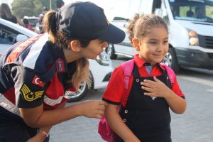 Bursa'da jandarma ekipleri servisleri denetledi