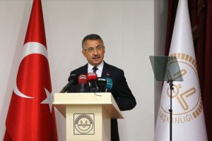 Oktay: Diyarbakır'daki annelerin direnişi terör ve çatışma isteyenlere karşı en onurlu duruştur