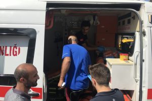 Trafik magandaları esnafı darp etti