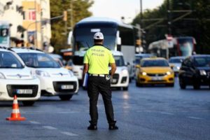 Okul servisleri denetlendi: 346 araç trafikten men edildi