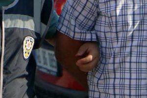 9 ilde FETÖ operasyonu: Muvazzaf astsubayların da olduğu 12 gözaltı
