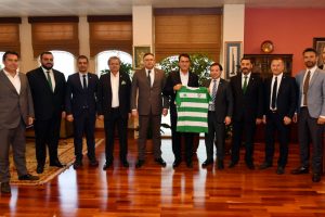 Bursa Osmangazi Belediye Başkanı Dündar: ''Hep birlikte takımımıza sahip çıkacağız''