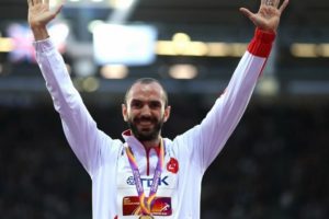 Ramil Guliyev'den birincilik