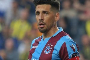 Trabzonspor'da Jose Sosa imzalıyor!
