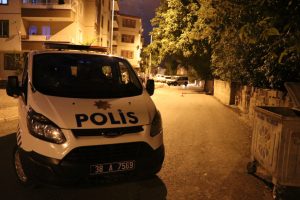 2 grup arasında silahlı kavga: 2 yaralı