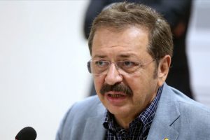 Hisarcıklıoğlu'ndan bankalara 'faiz indirimi ve yapılandırma' çağrısı
