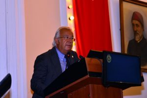 Eşref Hamamcıoğlu: ''Lise müdürü, Fenerbahçe üyeliğinden istifa etti''