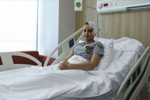 100 binde bir görülen hastalığı beyin baypasıyla yendi