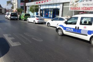 Markette silahlı soygun