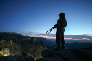 Hakkari'de 2 terörist teslim oldu