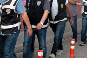 3 ayrı adrese hırsızlık operasyonu: 5 kişi tutuklandı