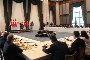 Beştepe'de büyükşehir başkanları toplantısı: Belediye başkanlarından açıklama