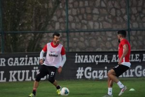 Gazişehir Gaziantep'te Beşiktaş mesaisi sürüyor