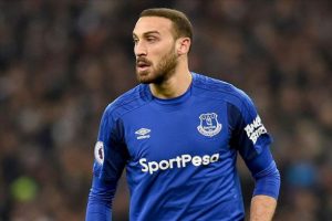 Cenk Tosun'dan anketlik performans