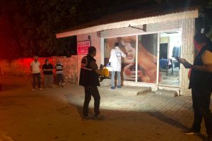 Kafasını poşet geçirip kurşun yağdırdı