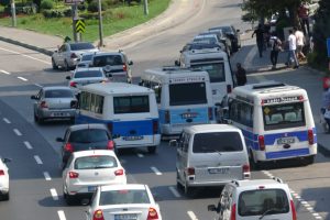 Bursa Büyükşehir Belediye Başkanı Aktaş, şehrin doğusundaki minibüsler için süre verdi