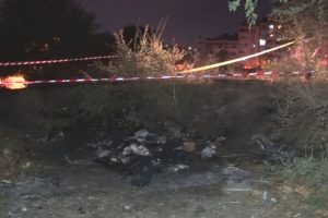 Yanan çadırın içinde erkek cesedi bulundu
