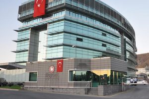 Dev holdingin adı değişiyor