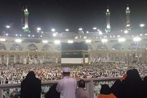 Suudi Arabistan'dan umre dahil tüm ziyaretlere ek vergi