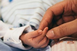 Tüp bebek yöntemiyle çocuk sahibi olan ABD'li çift, çocuklarının Asyalı olduğunu fark etti
