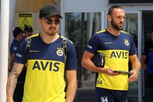 Fenerbahçe'de flaş karar! Ozan Tufan...