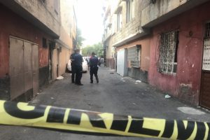 Küfür tartışmasında dayı ve yeğeni ağır yaralandı