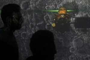 Hindistan'ın Ay modülüyle bağlantı kurabilmesi için bir haftası kaldı