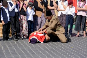 Bursa Karacabey'in düşman işgalinden kurtuluşunun 97. yılı törenlerle kutlandı