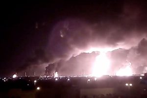 Suudi Arabistan'da petrol tesislerine drone ile saldırı