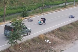 Bursa'da kazada yaralanan çocuğu bırakıp kaçtı