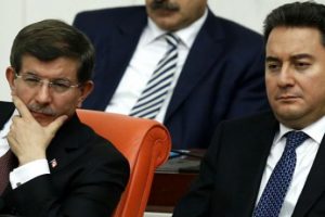 Yeniden Refah Partisi'nden Davutoğlu ve Babacan'a çağrı: Partimize buyursun gelsinler