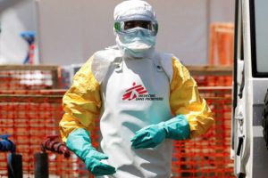 Ebola'dan ölümler sürüyor