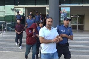 Bursa'da piyasaya reçetesiz ilaç süren şüpheliler 'masum'muş