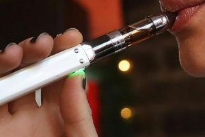 'Aromalı elektronik sigaralar' yasaklandı