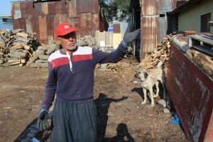 5 dakikada 200 kilo hurda çaldı