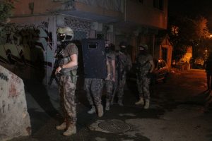 Kadıköy'de uyuşturucu operasyonu