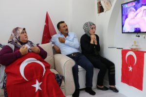 Rıza Kayaalp'in 4. Dünya Şampiyonluğu ailesini sevince boğdu