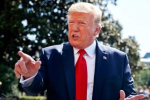 Trump yönetiminden üniversite program kuruluna tehdit: İslam'ın olumlu yanlarını fazlasıyla öne çıkarıyorlar