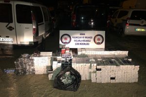 Yolcu otobüsünde 8 bin 950 paket kaçak sigara ele geçirildi